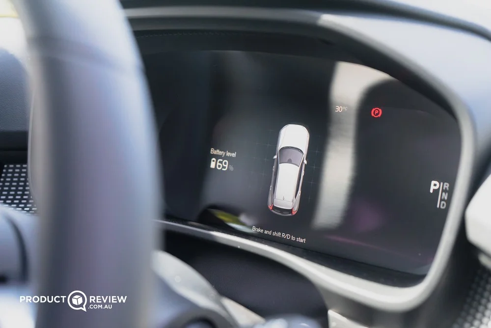 Volvo XC40 Recharge digital drivers display