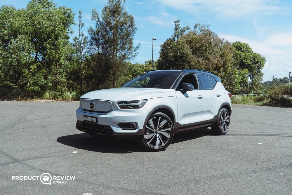Volvo XC40 Recharge front three quarters