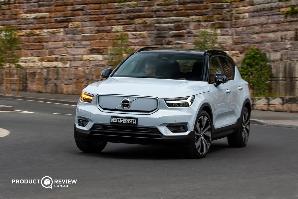 Volvo XC40 Recharge driving