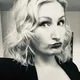 Elle T.