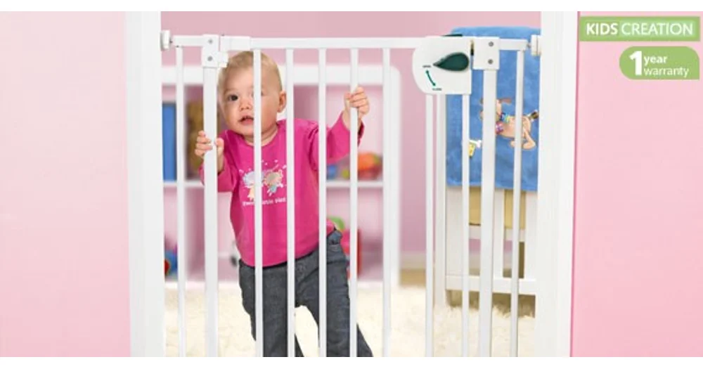 Baby stair best sale gate aldi