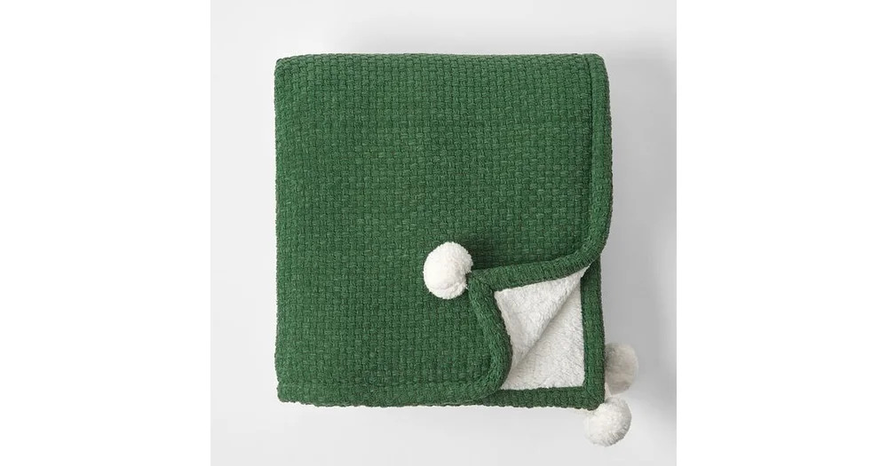 Bed Bath n Table Chenille Sherpa Throw with Pom Pom reviews