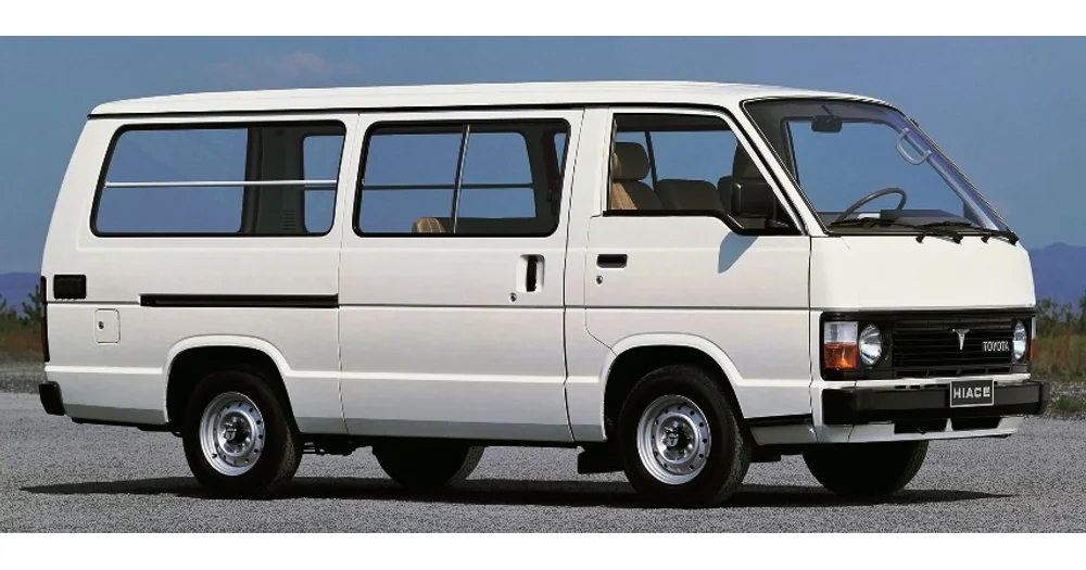 Toyota hiace левый руль