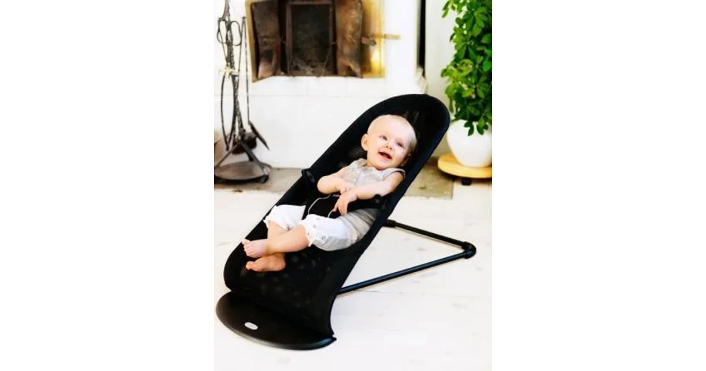 Baby bjorn hot sale baby sitter