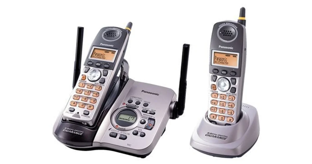 Panasonic 5.8GHz Digital Gigarange KXTG5932ALM Questions