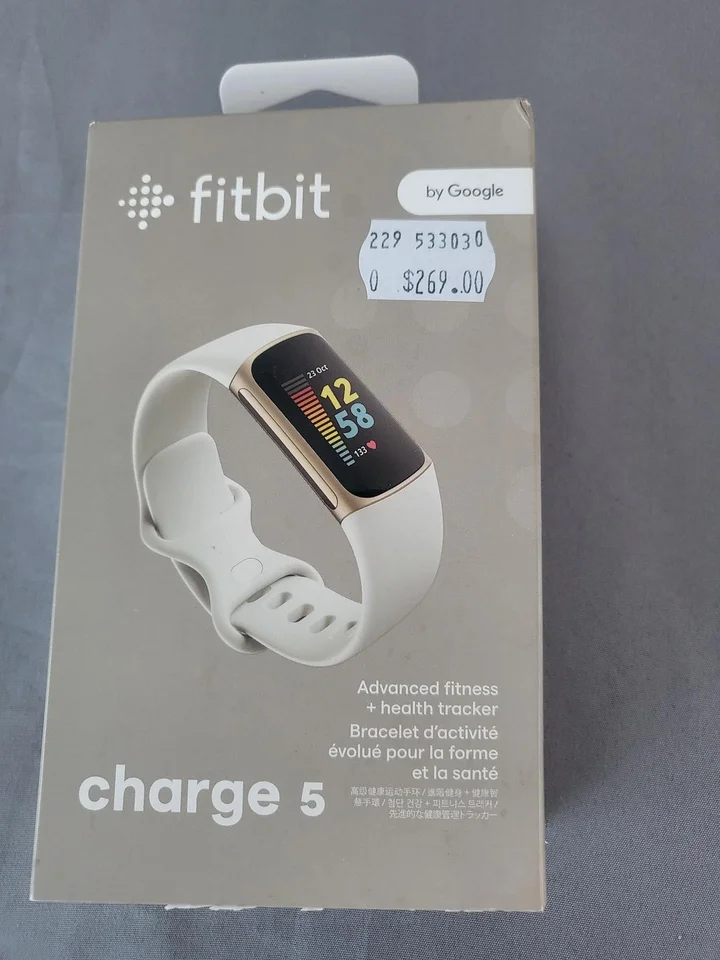 Fitbit Charge reviews