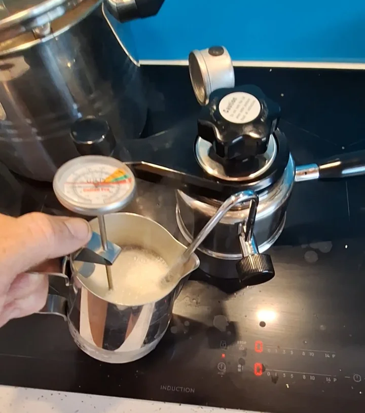 Espresso Stovetop Bellman CX-25P Espresso Latte Maker Coffee Steamer