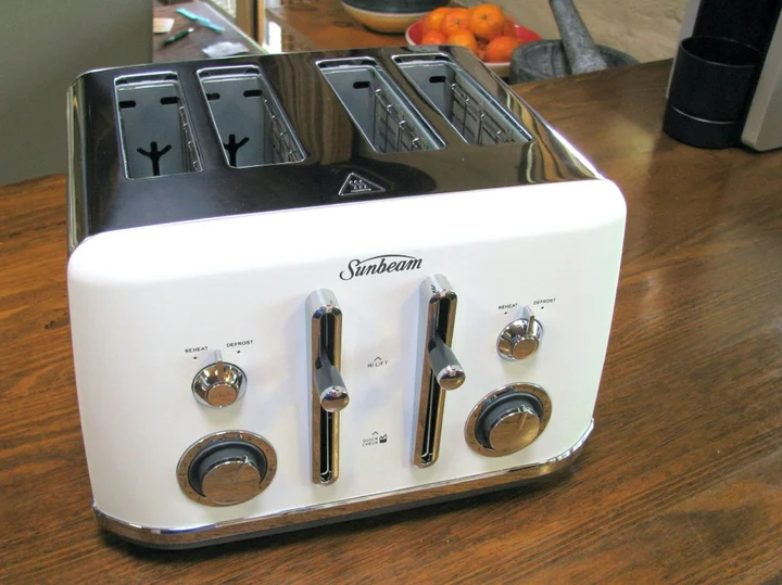 Sunbeam Alinea Collection Slice TA2740 reviews ProductReview