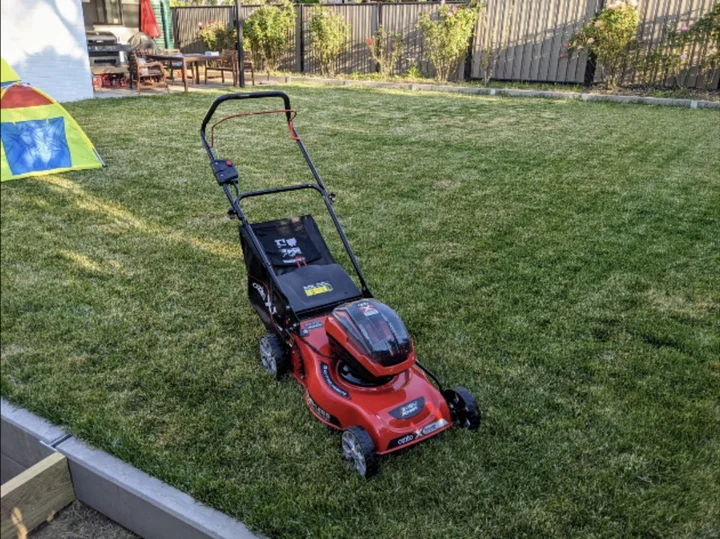 Ozito PXC X 18V Brushless Steel Deck Kit PXBSDMK-3182 reviews