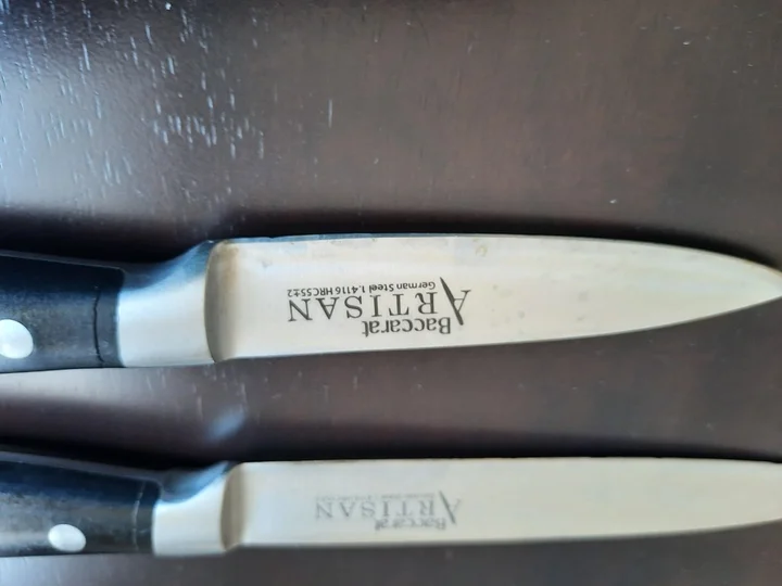 Baccarat Sabre Knife Block reviews