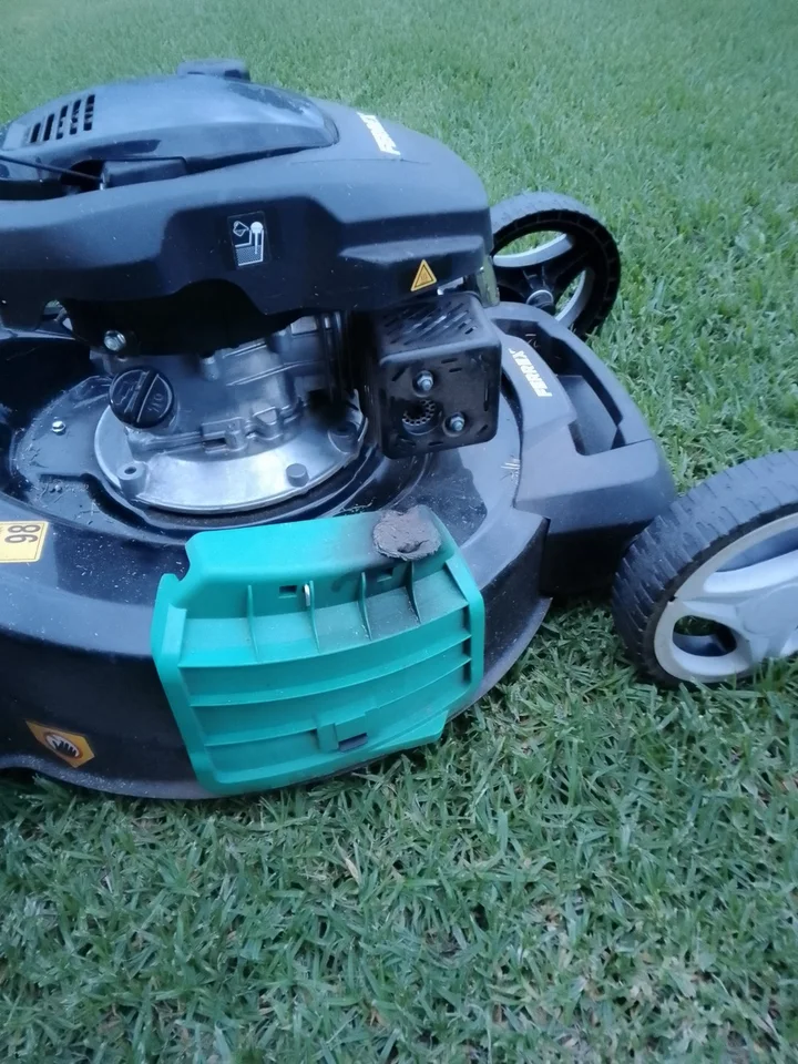 Gardenline Gladiator Gardenline 196cc Lawn Mower ALDI Petrol Mower