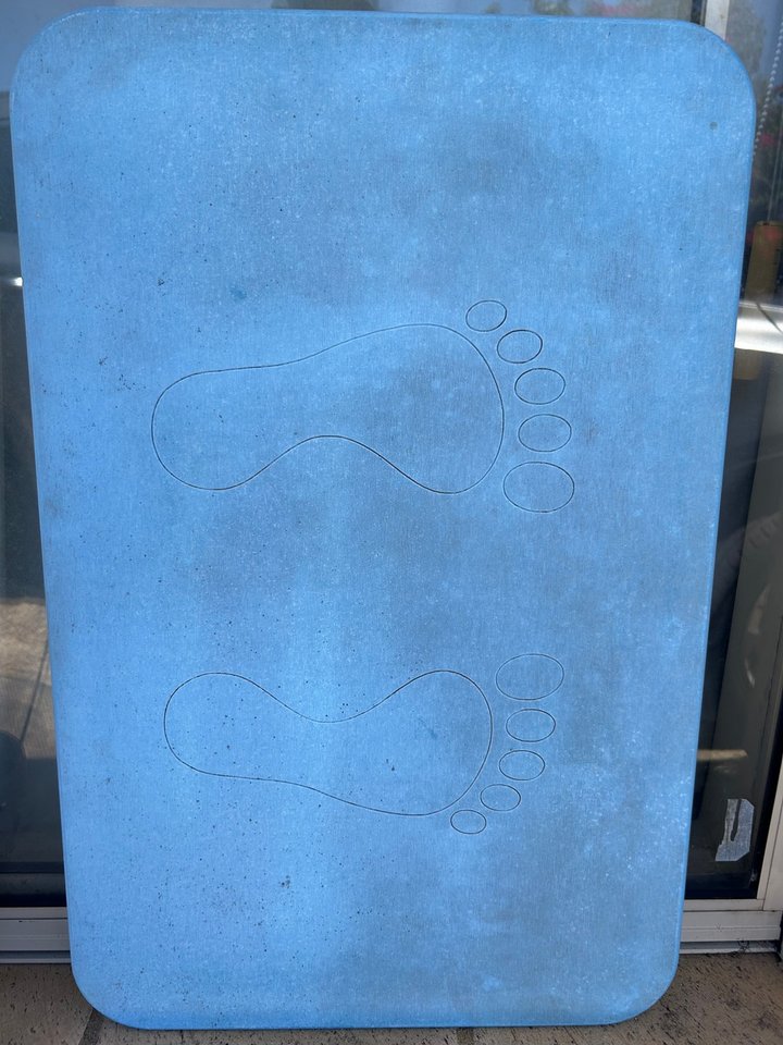 Drysorb Feet Engraved Mat reviews | ProductReview.com.au