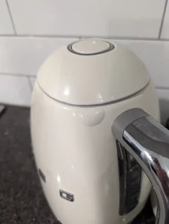 Smeg Kettle Kettle Leaking Base 50's Style Kettle Emerald Green