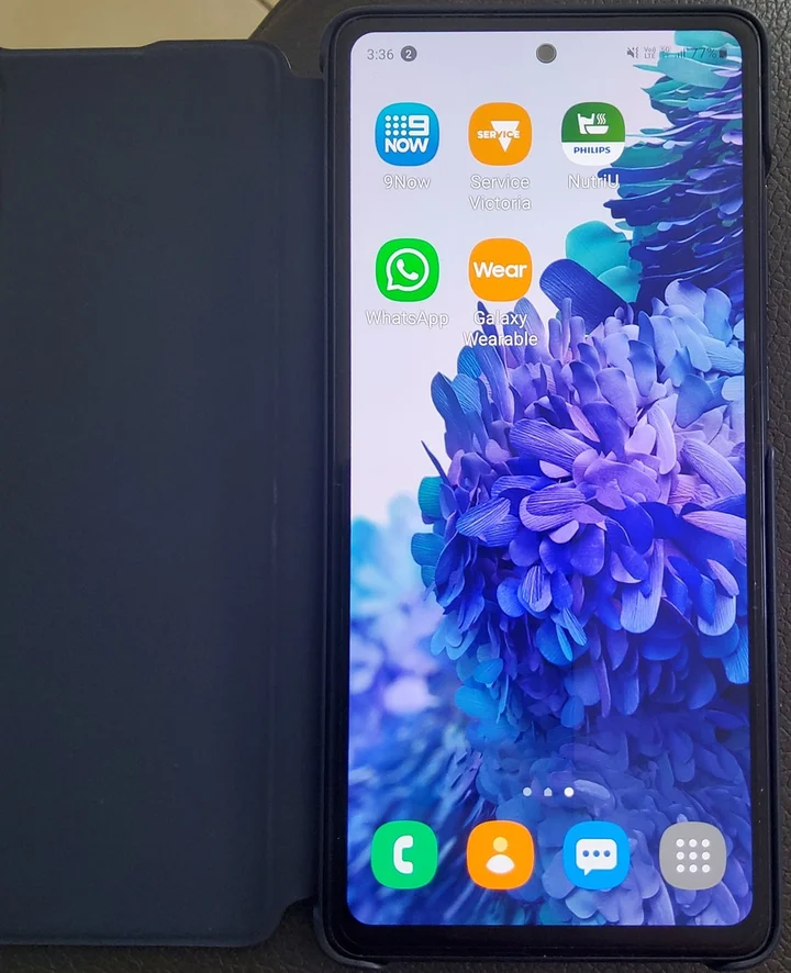 Samsung S20 Ultra S20 Fe Flat Screen Samsung Galaxy S20 FE (2020