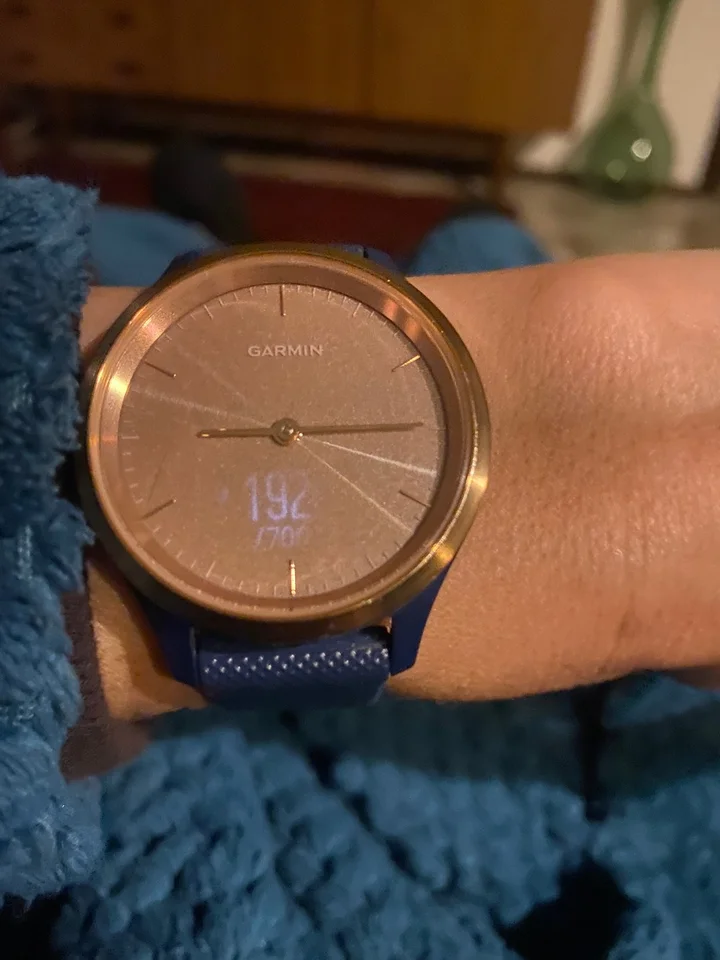 Wrist Garmin Vivomove S Garmin Vivomove 3S Reviews