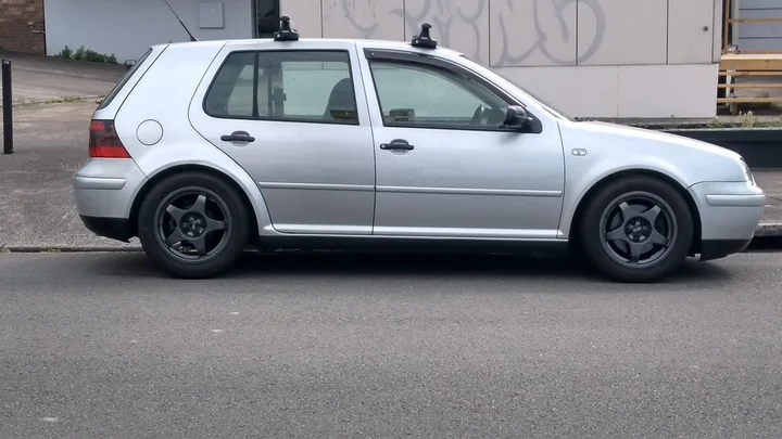 Volkswagen Golf reviews