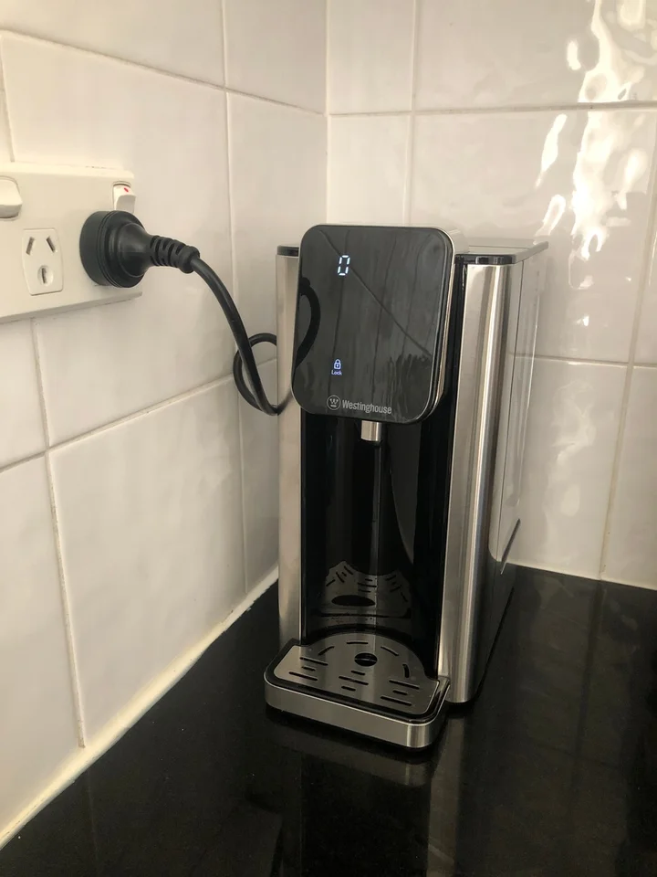 Westinghouse WHIHWD03SS Instant Hot Water Dispenser reviews