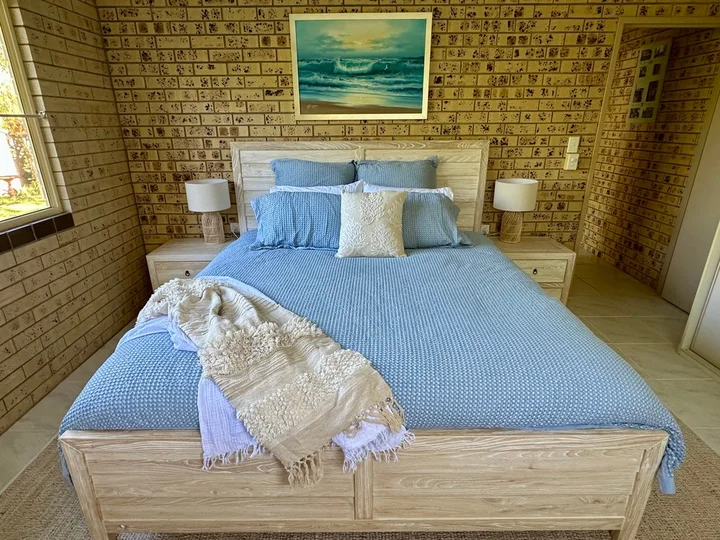 Eureka Furniture QLD, Bundaberg reviews — free download
