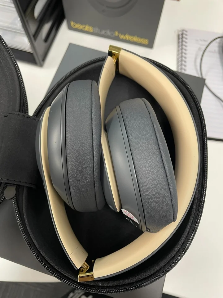 Review beats studio wireless headphones