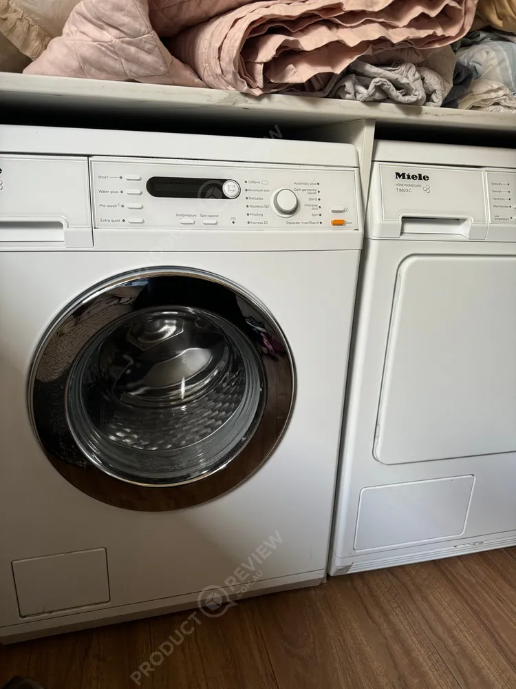 efbebea9-5779-40e3-8746-