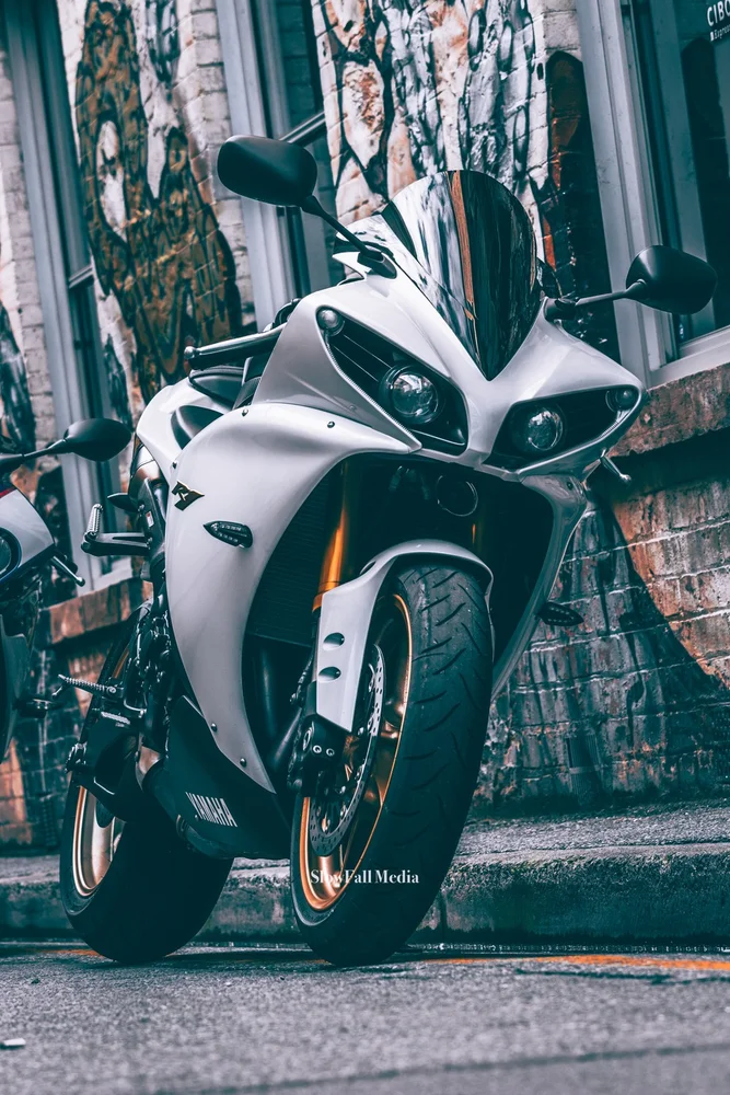 Yamaha YZF-R1 reviews