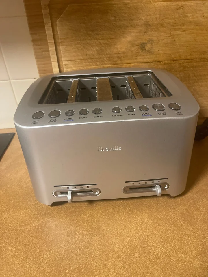 Breville Lift and Look Touch BTA630 BTA635 reviews