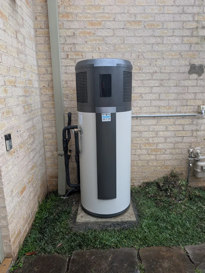 Haier Monoblock Heat Pump Water Heater HP200M1U1 (200L) reviews